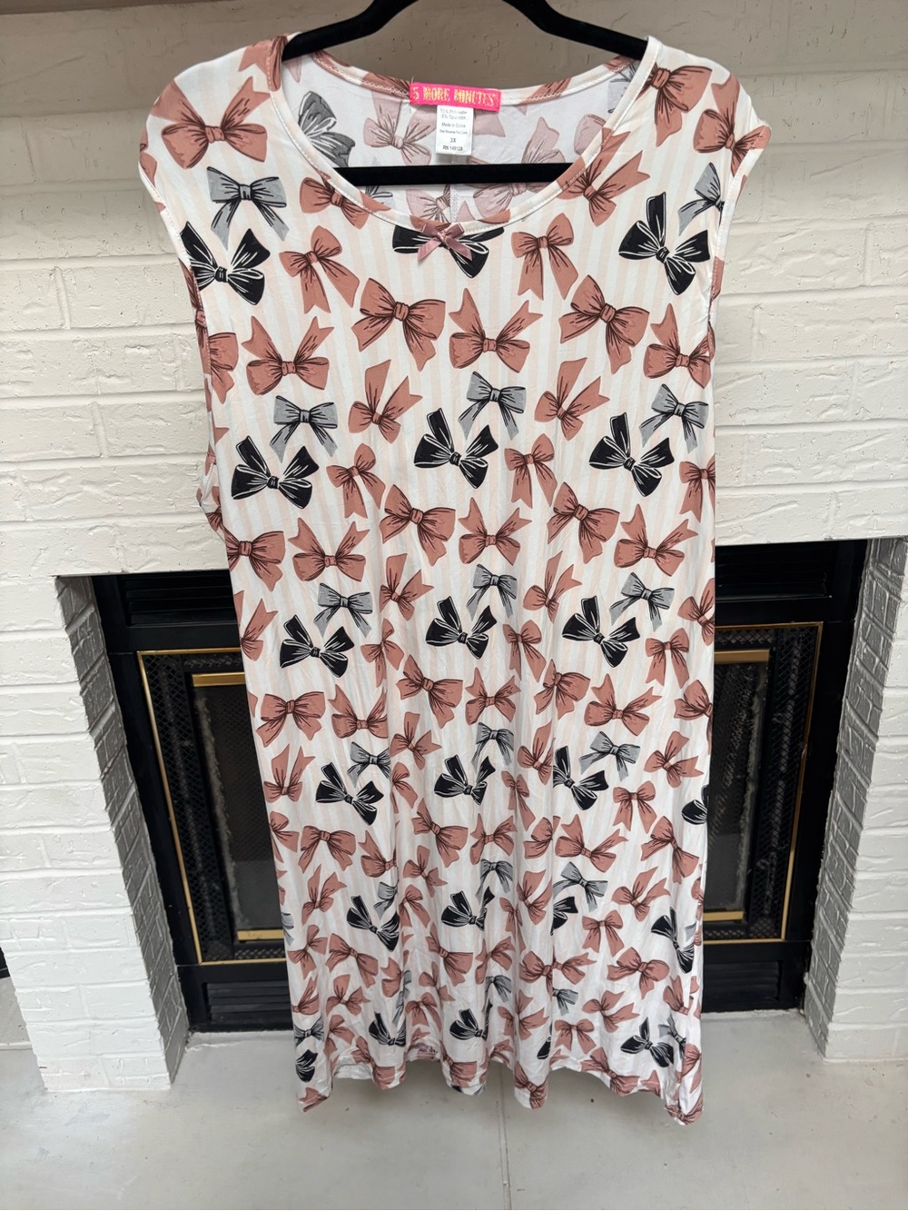 White Bow-Print Sleeveless Nightgown by